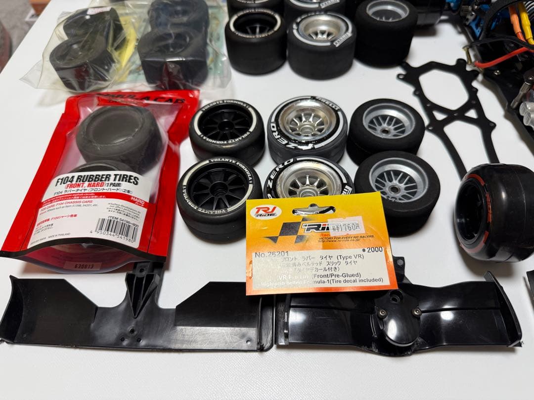 S*O様 Tamiya F2012 F104シャーシ 1/10 RCカー
