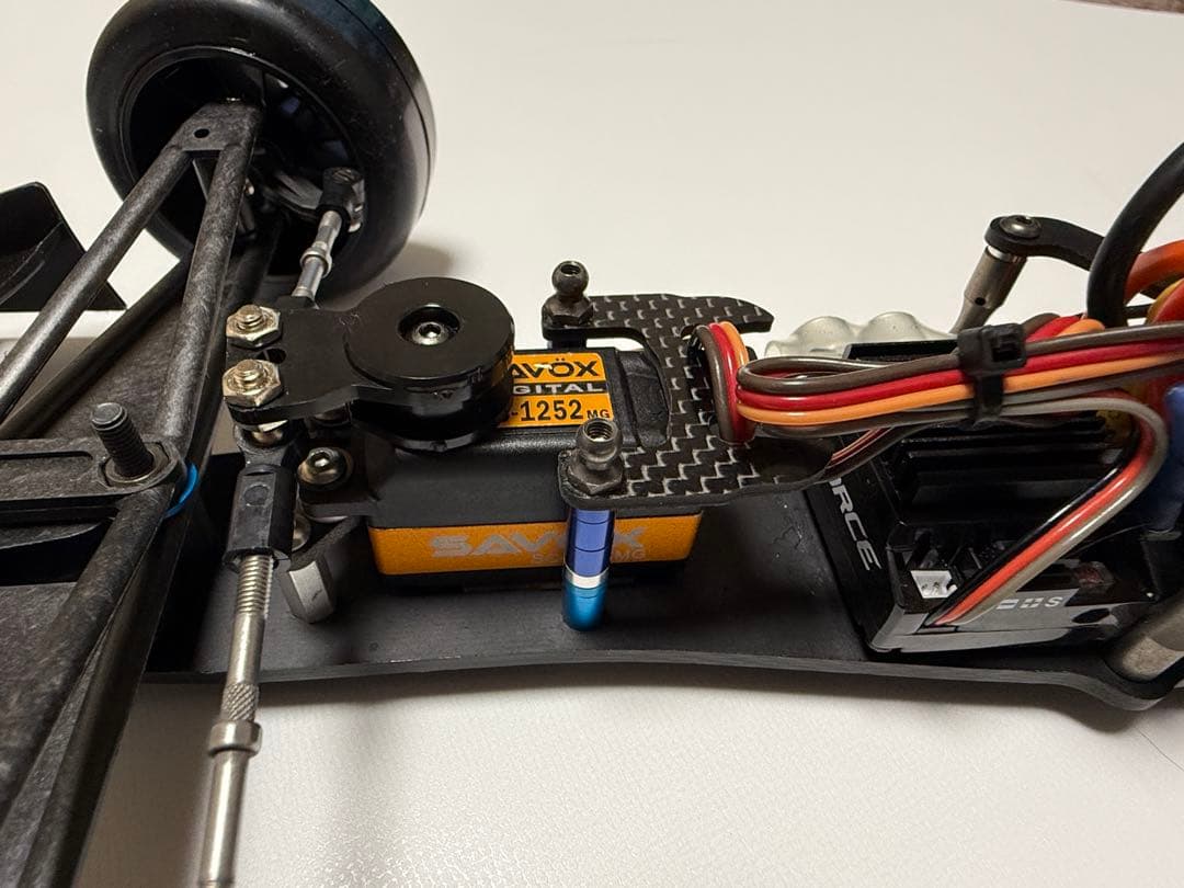 S*O様 Tamiya F2012 F104シャーシ 1/10 RCカー