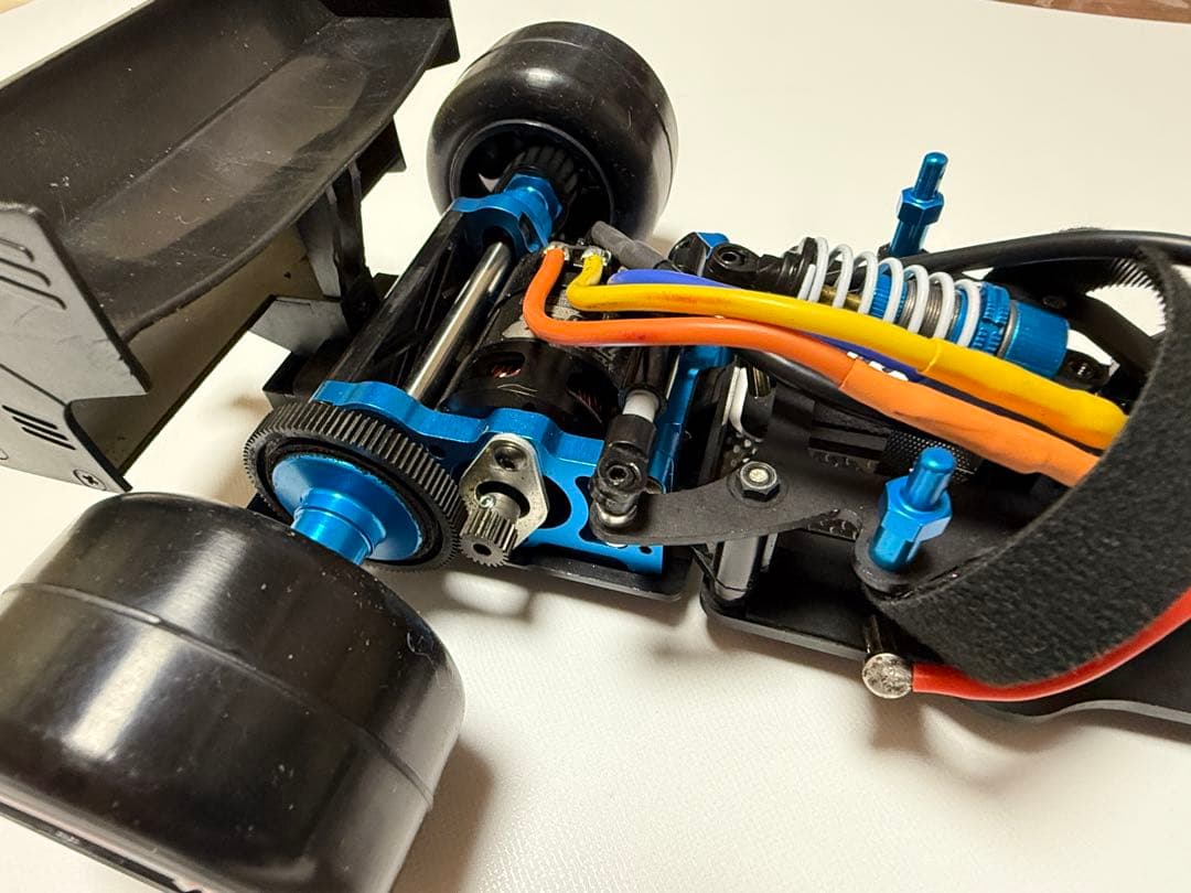 S*O様 Tamiya F2012 F104シャーシ 1/10 RCカー