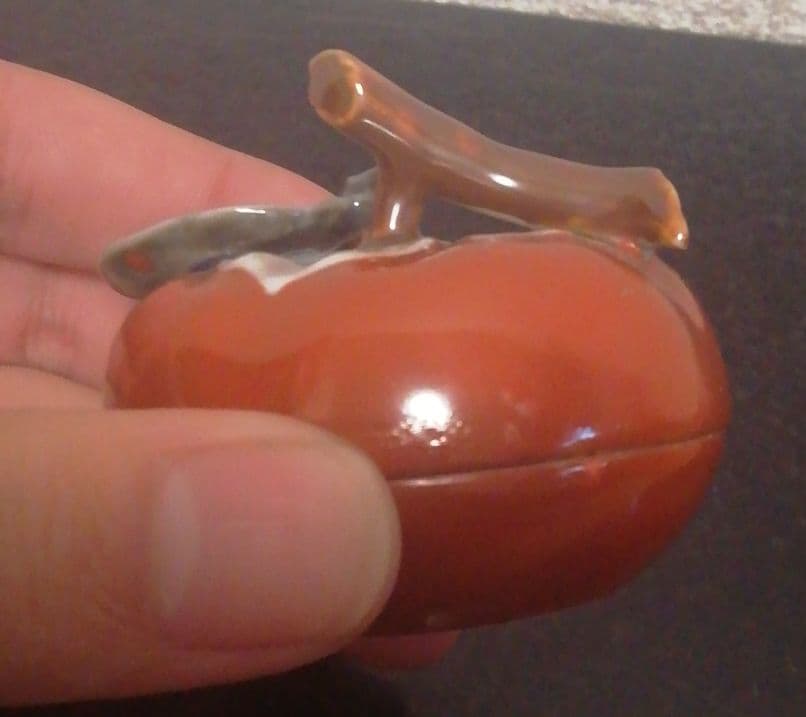 十二代　酒井田柿右衛門作　柿形　香合　共箱　共布　茶道具