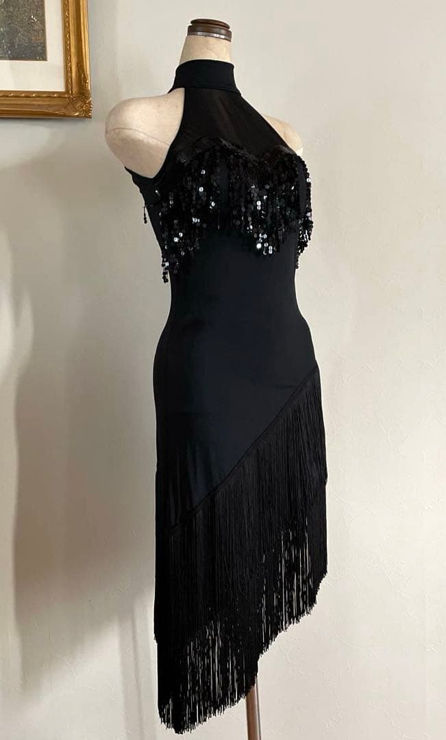 ❤︎ラテン【社交ダンス用ドレス】黒❤︎フリンジ付きホルターネック