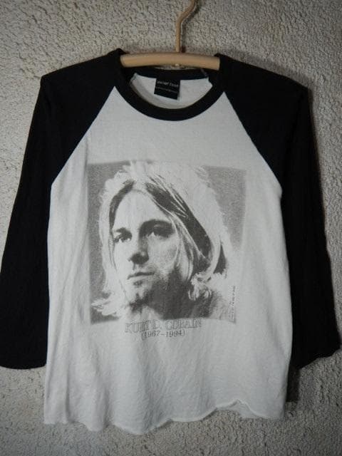 o3242 カート・コバーン 追悼 コピーライト 1997　ラグラン　tシャツ