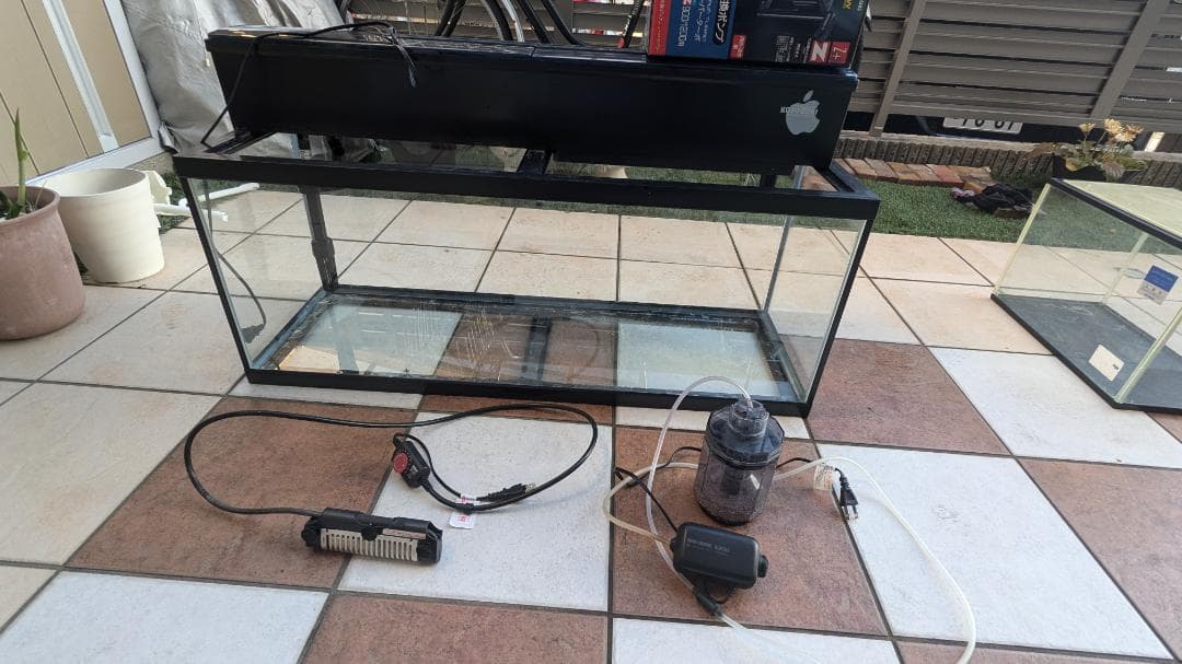 中古　水槽90センチ　ポンプ等
