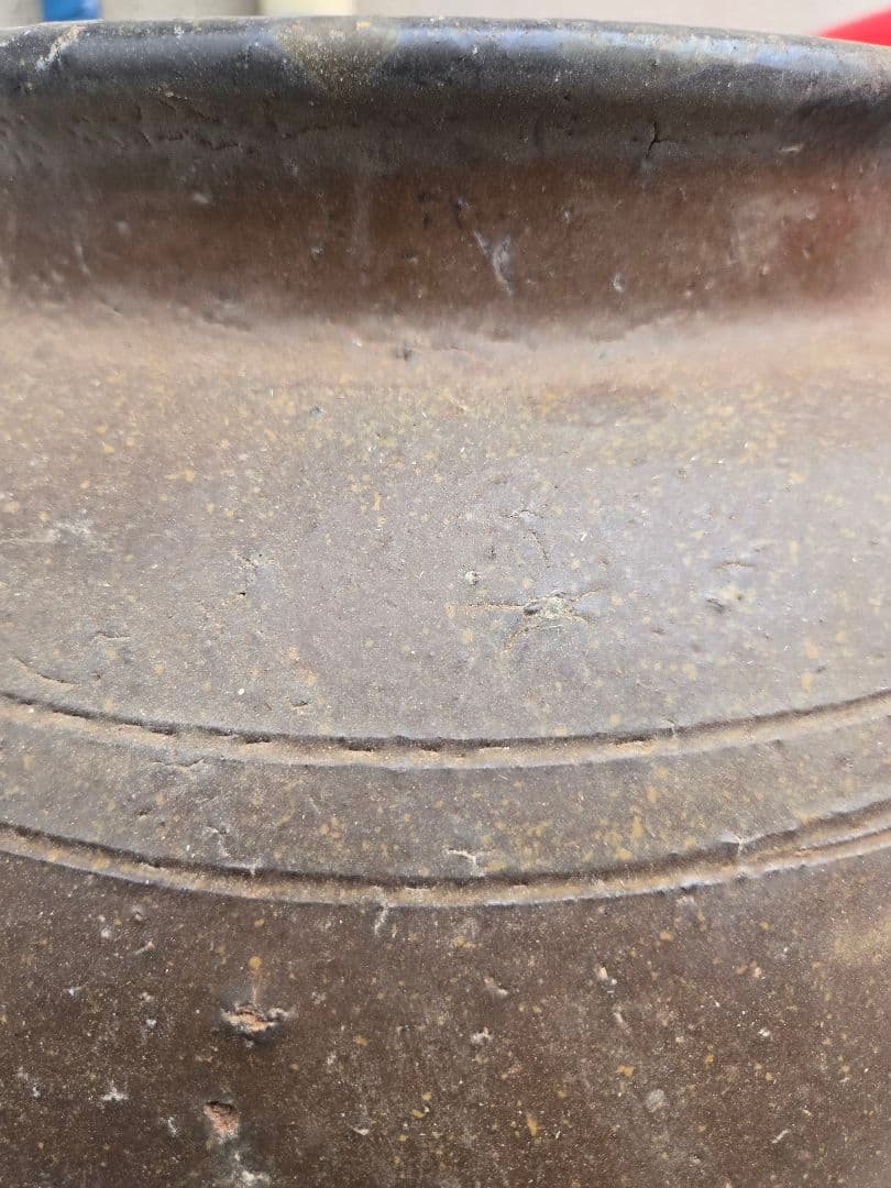 １日限定値下げ➁大きい壺　信楽焼？　メダカ等の飼育に最適☆値下げ交渉可