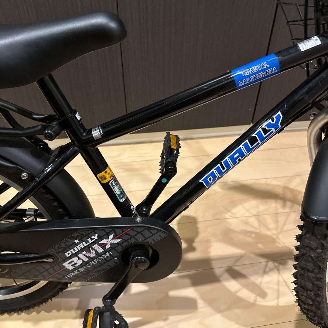 ☆引き取り限定☆世田谷区西部です。18インチ自転車　デューリー　青黒　美品