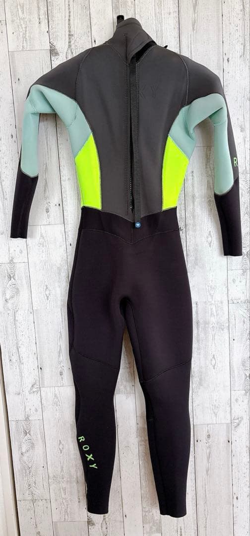 タイムセールROXY ロキシー ウエットスーツ ウェットスーツ 美品 3/3mm