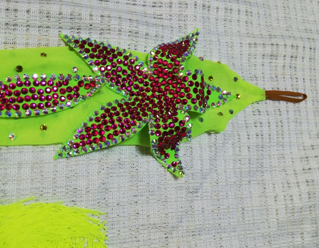 社交ダンス ラテンドレス フリンジ 黄緑 蛍光色