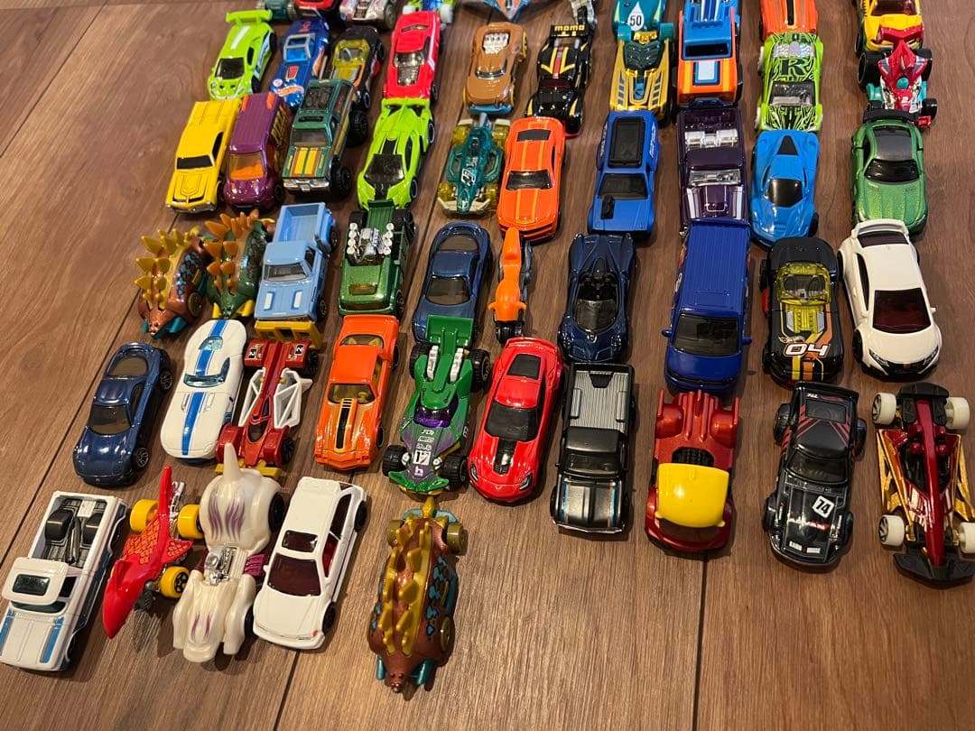 新品開封品 ホットウィール85台まとめ売り