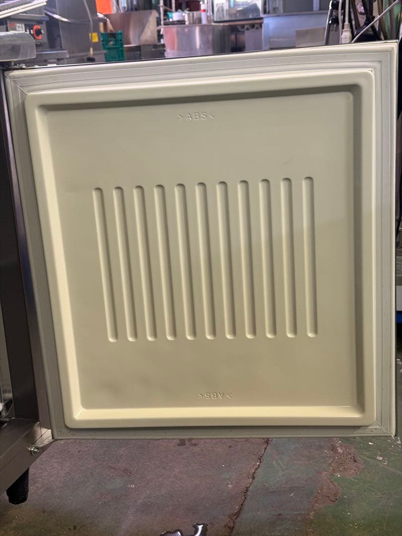 2019年 フクシマサンドイッチテーブル形冷蔵庫 1500x750x800