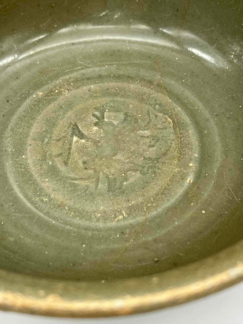 宋から元時代 青磁 龍泉窯暗刻模様弦文碗　鉢　茶碗　唐物　古賞物(E-94)