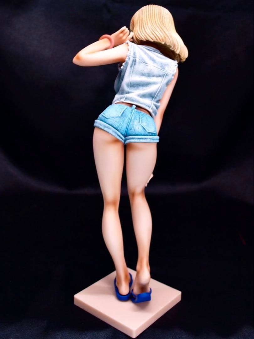 ドラゴンボール 人造人間18号 フィギュア リペイント グリッター&グラマラスB