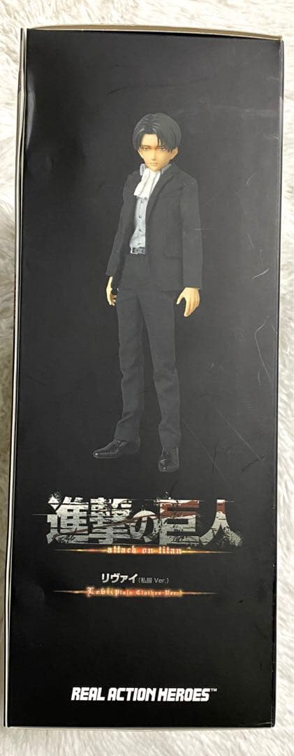 メディコムトイ RAH 進撃の巨人 リヴァイ 私服Ver. フィギュア