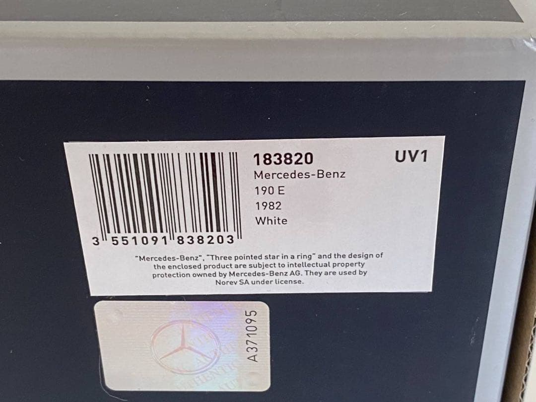 ミニカー NOREV 1/18 Mercedes-Benz 190E