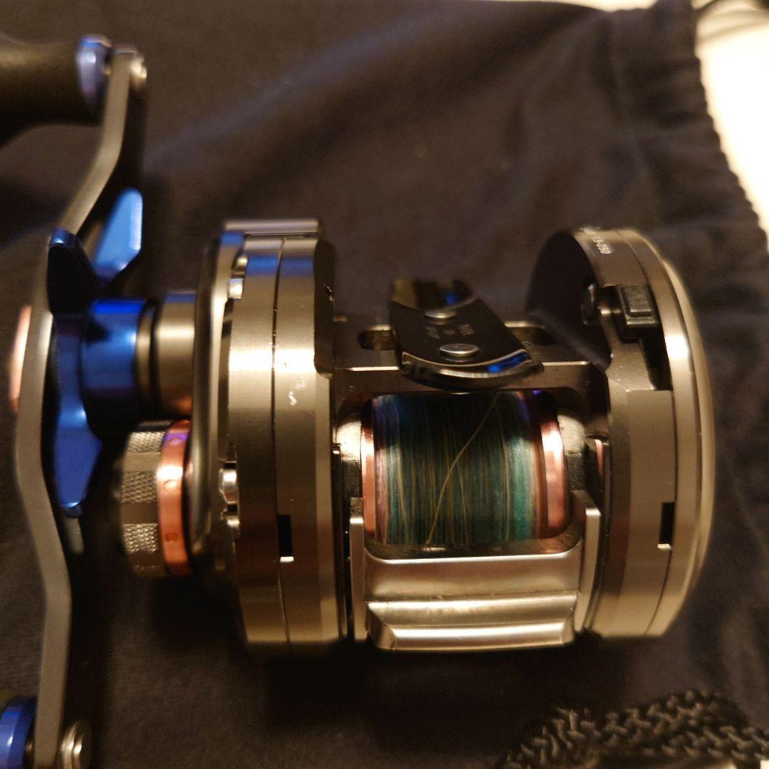 ソルティガbj 右ハンドル ベイトリール 4.9ギア比