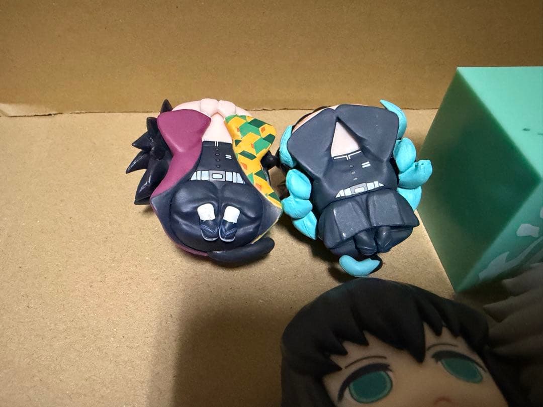 鬼滅の刃 ひっかけフィギュア おひるねこ 冨岡義勇 不死川実弥 時透無一郎