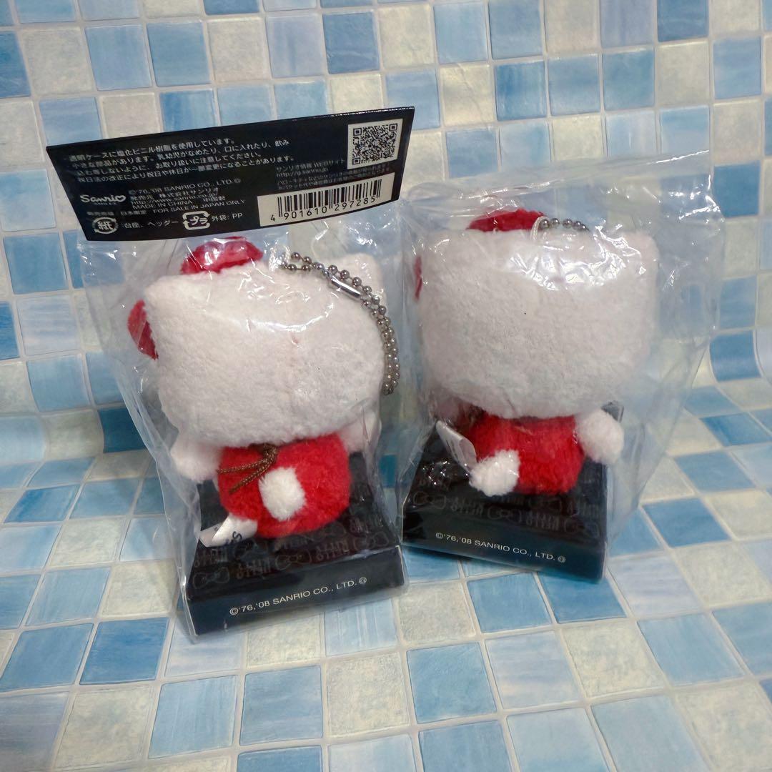 サンリオ　ハローキティ　2009年カレンダー　ぬいぐるみ　マスコット2点セット