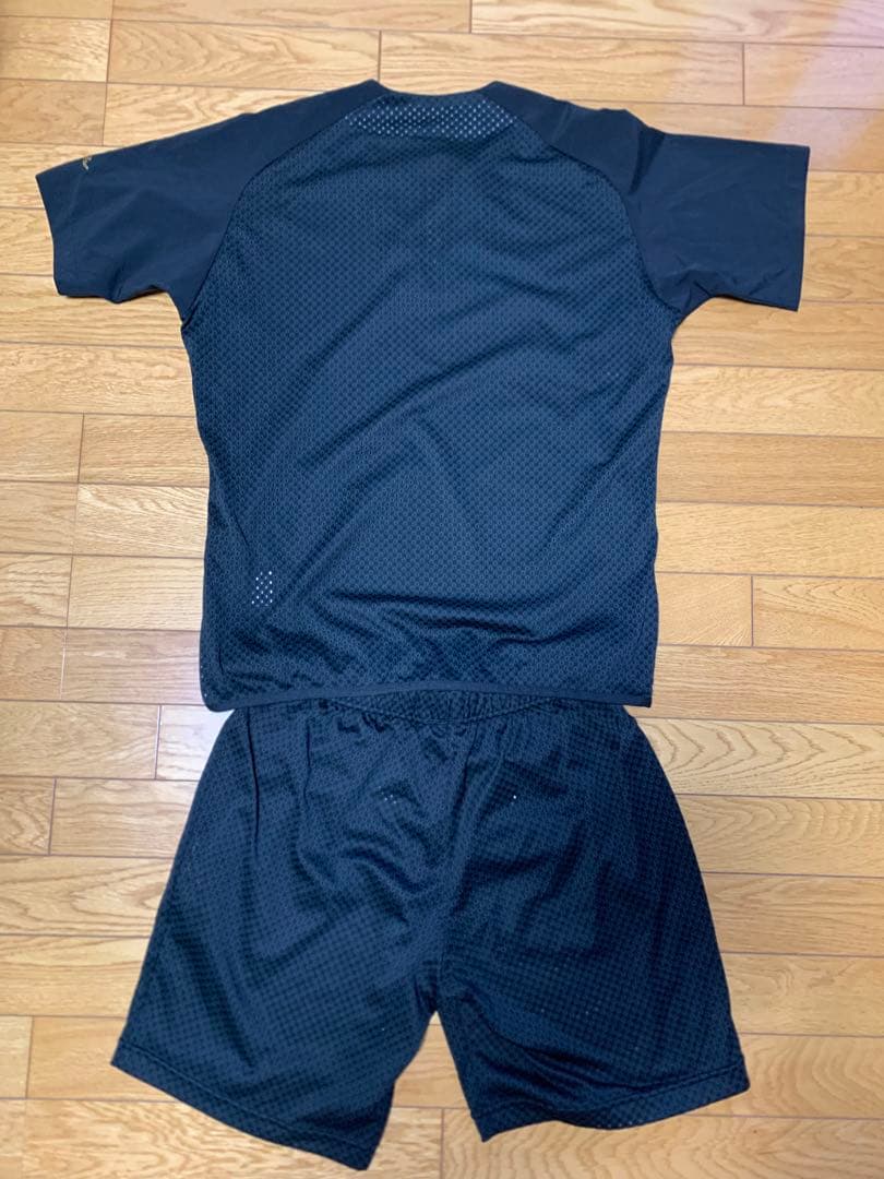 ミズノプロ　トレーニングジャケット・半袖 ブラック L 上下セット