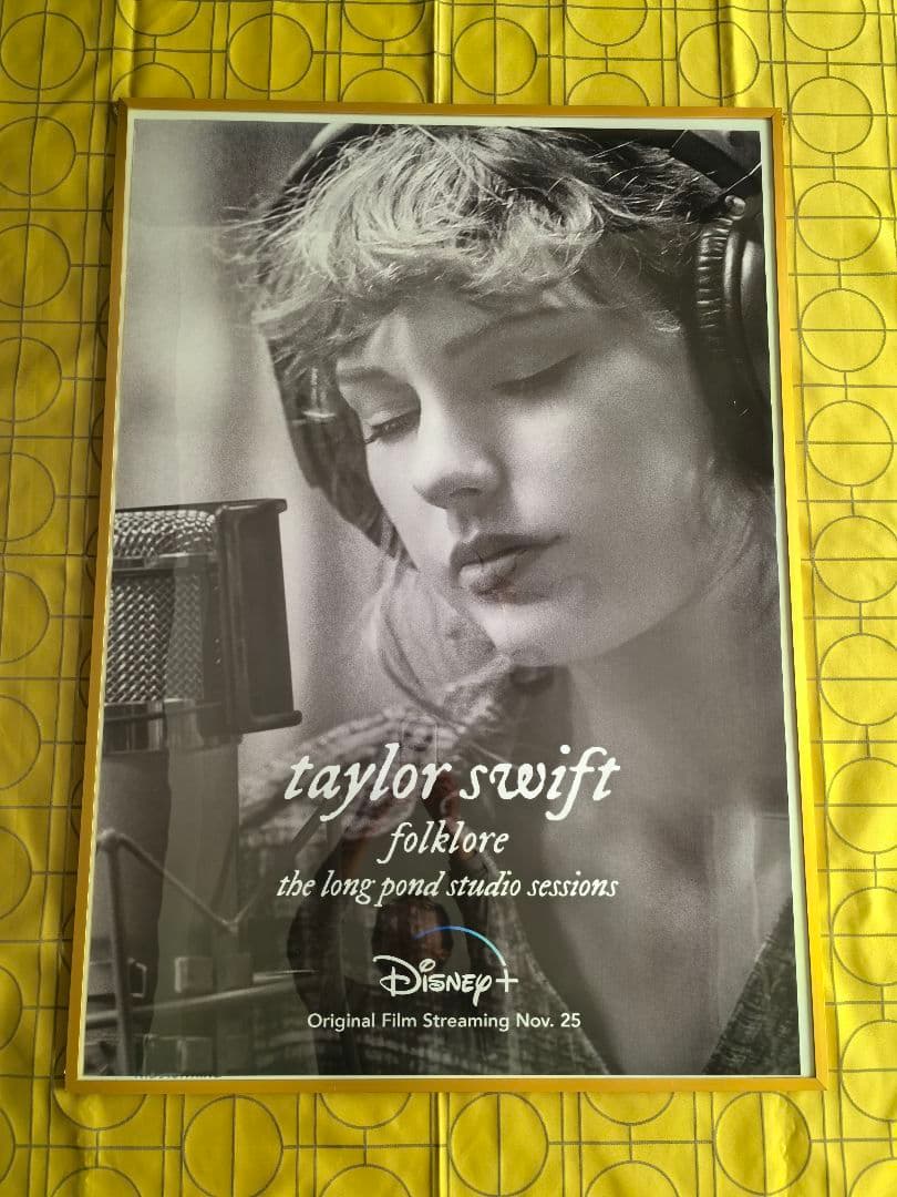 『フォークロア: ロング・ポンド・スタジオ・セッションズ』Disney+ポスター