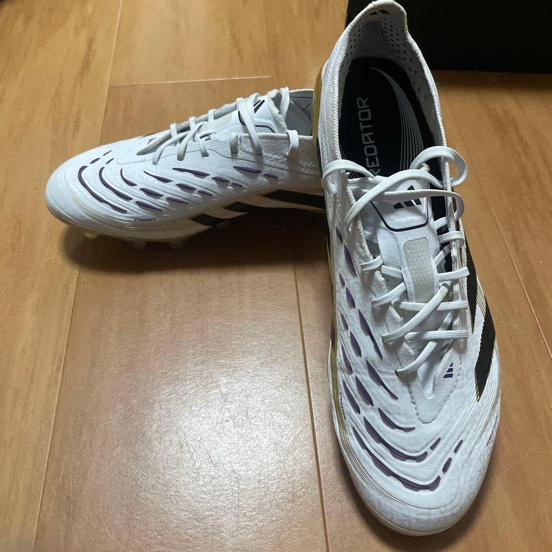 adidas Predator サッカーシューズ ホワイト/ブラック/ゴールド