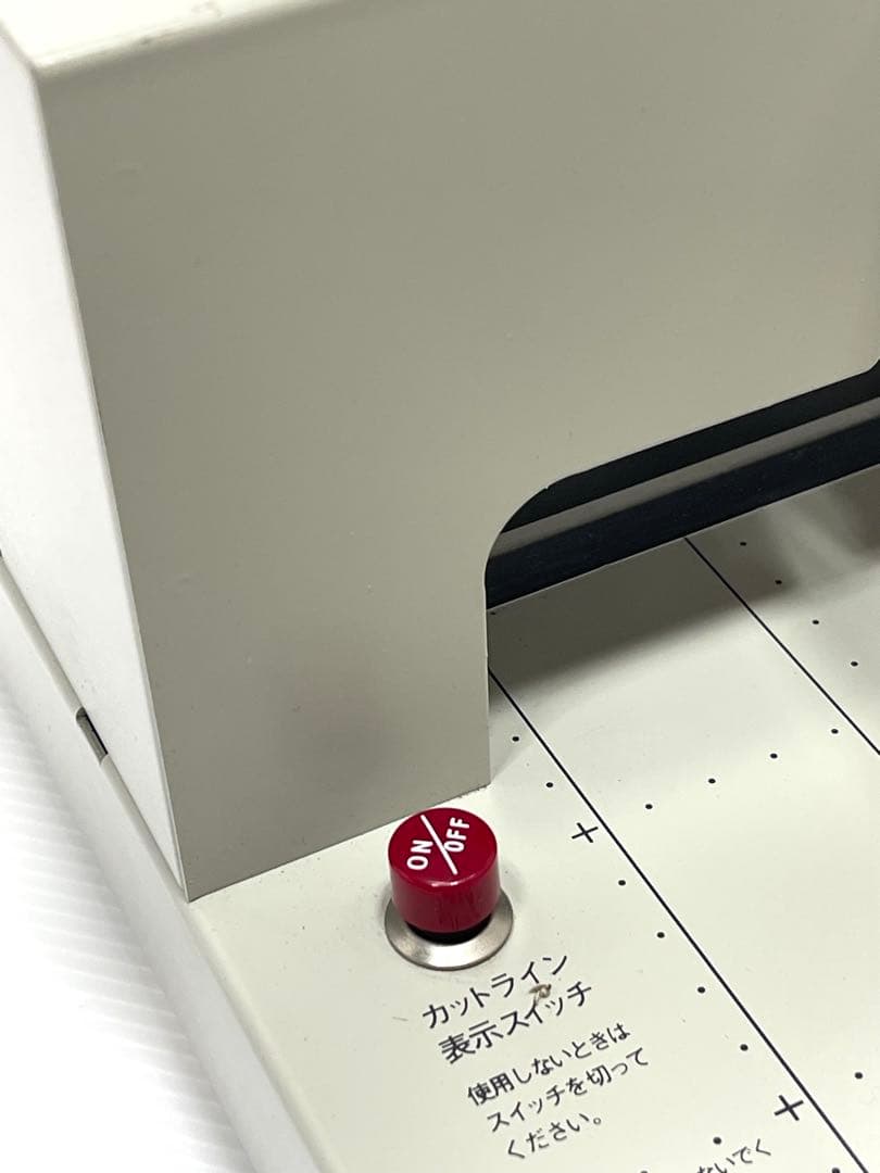 美品♪ 断裁機 PLUS PK-513 ペーパーカッター