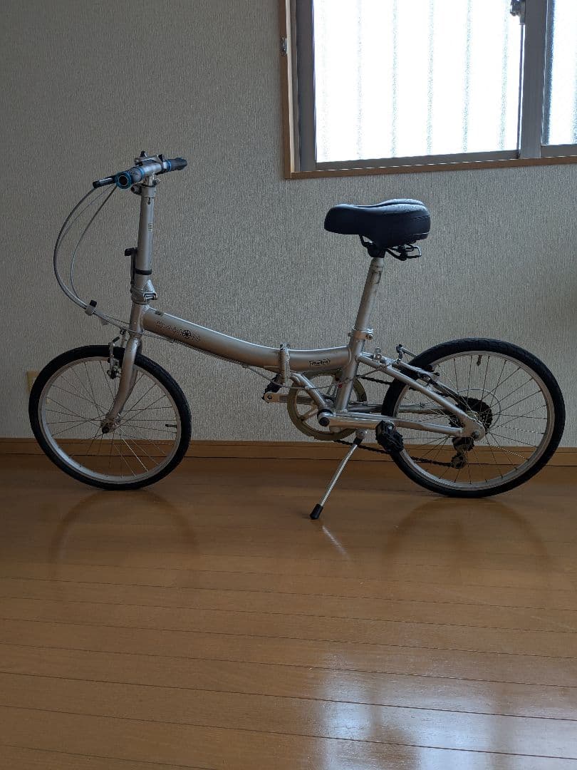 ダホン メトロ シルバー