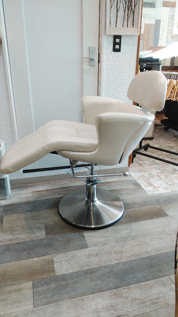 タカラベルモント D.suite レッグレスト①