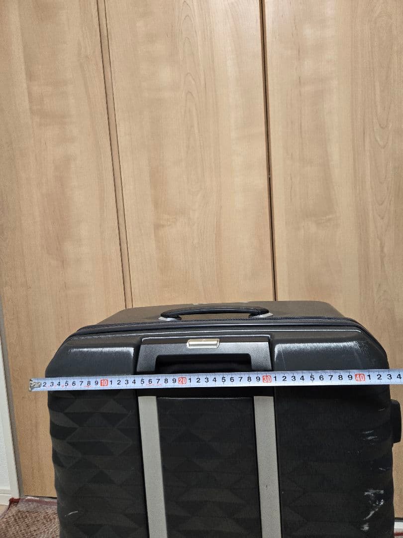 サムソナイト　ポリゴン　スーツケース