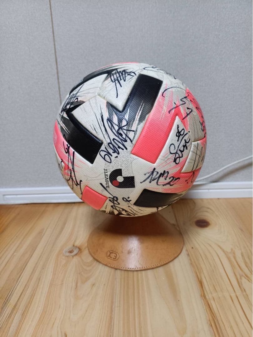 【Jリーグ公式試合球／即購入OK】 愛媛FC トップチーム 全選手直筆サイン