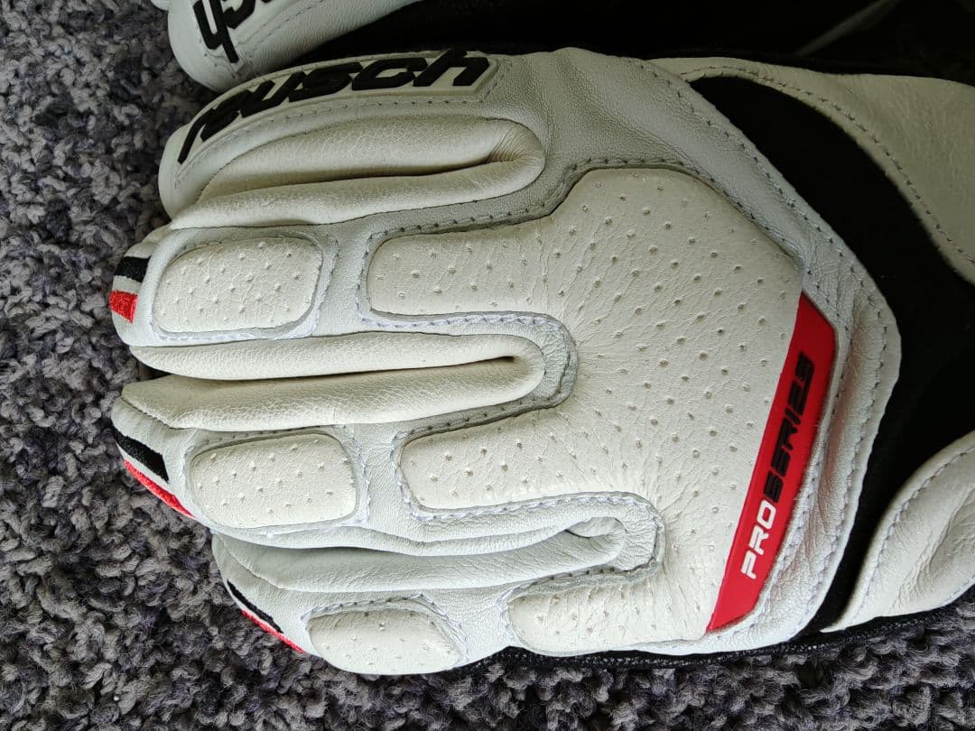 reusch PRO SERIES スキー・スノーボードグローブ