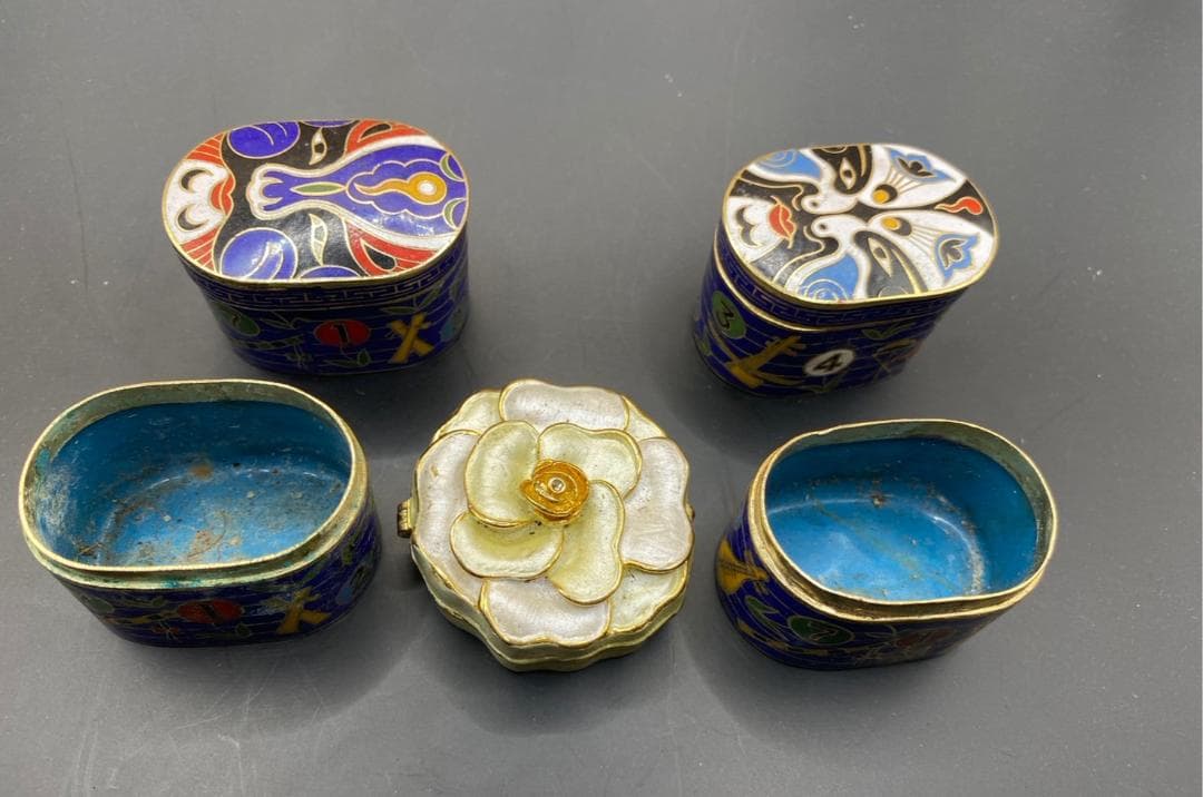 中国七宝焼き 京劇マスク ピルボックス / 小物入れ