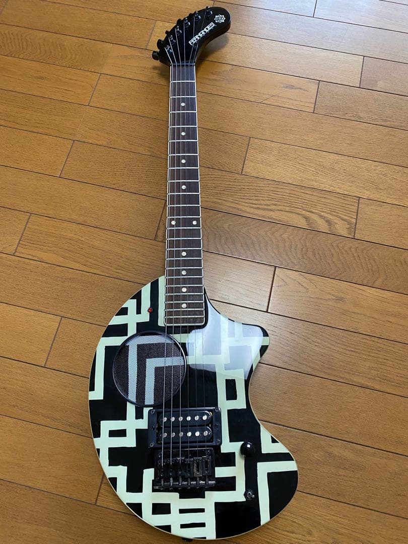 FERNANDES ZO−3HT 布袋寅泰モデル