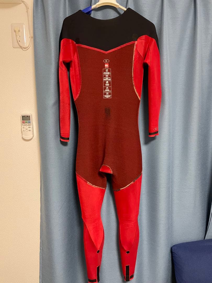 クイックシルバー　ウェットスーツ　ML