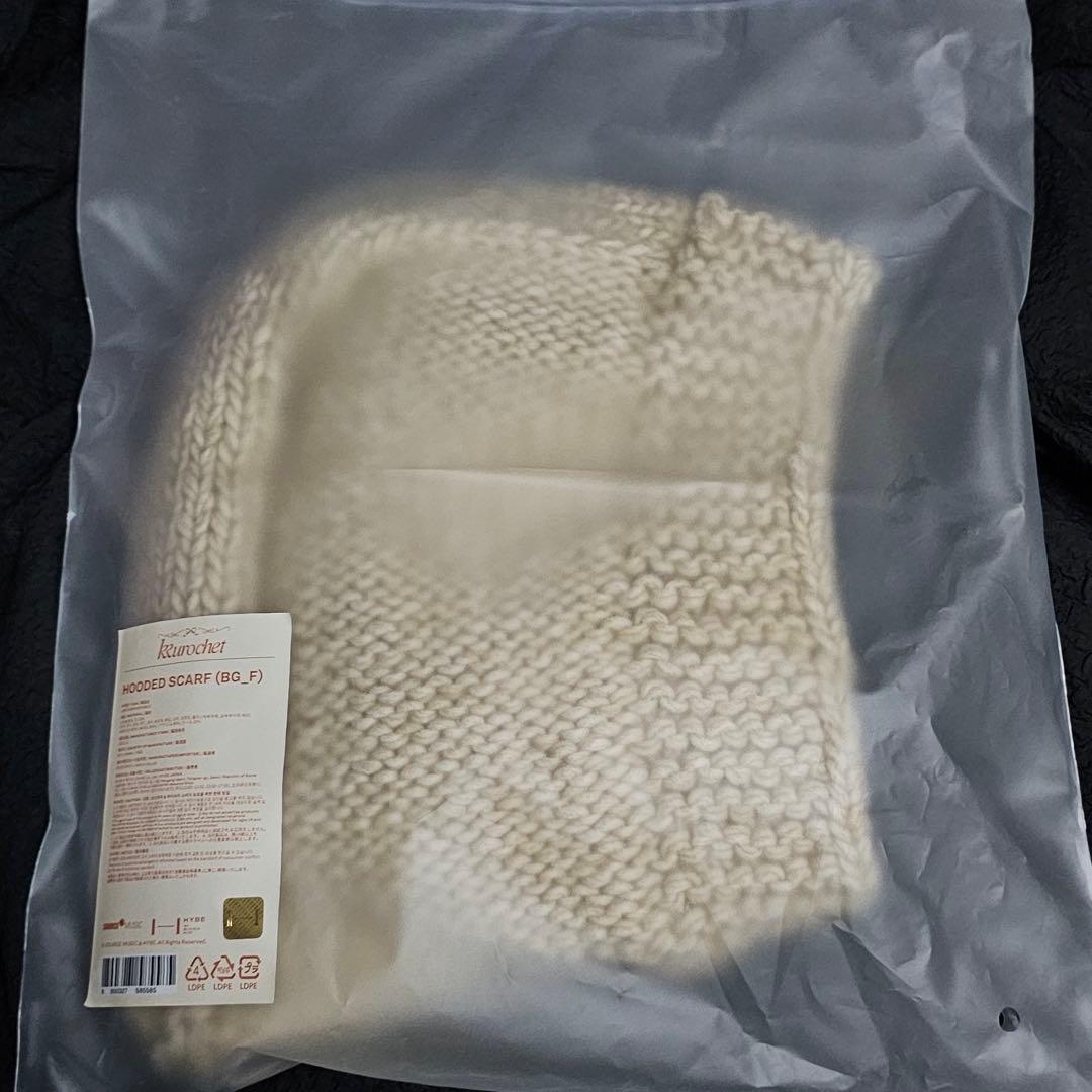 【新品未使用】ルセラフィム KKUROCHET Hooded Scarf