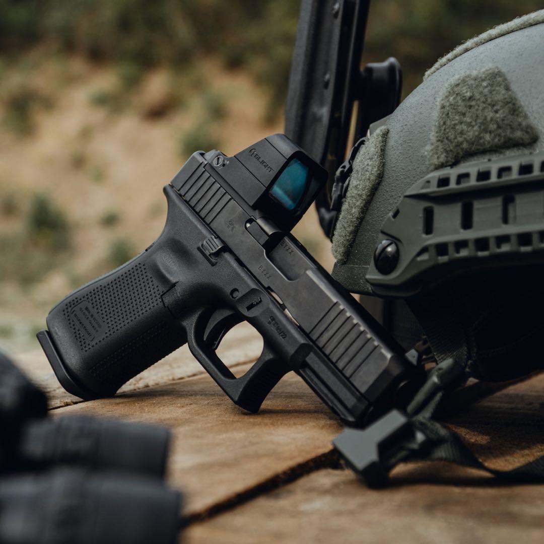 OLIGHT OSIGHT ダットサイト 3MOA 実物