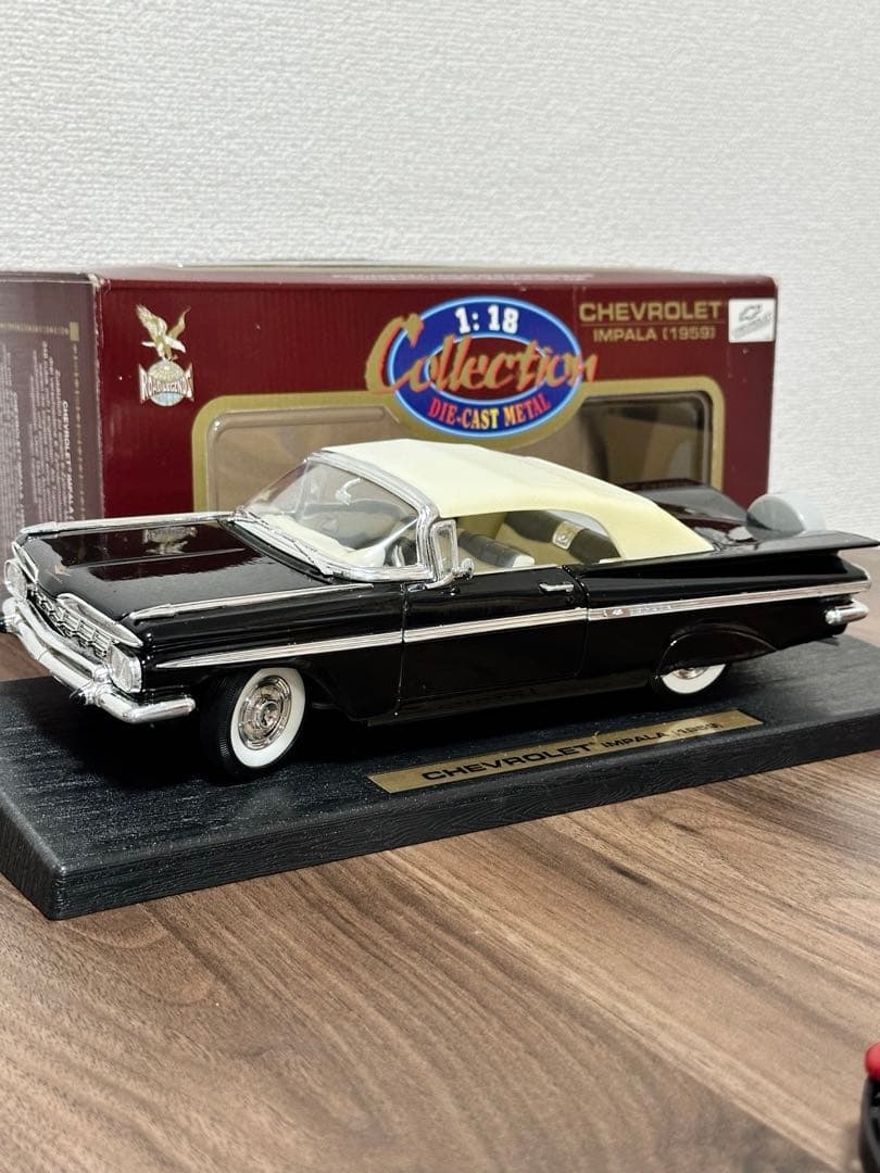 【1/18】シボレー　インパラ　1/18スケール箱付き【1959年】