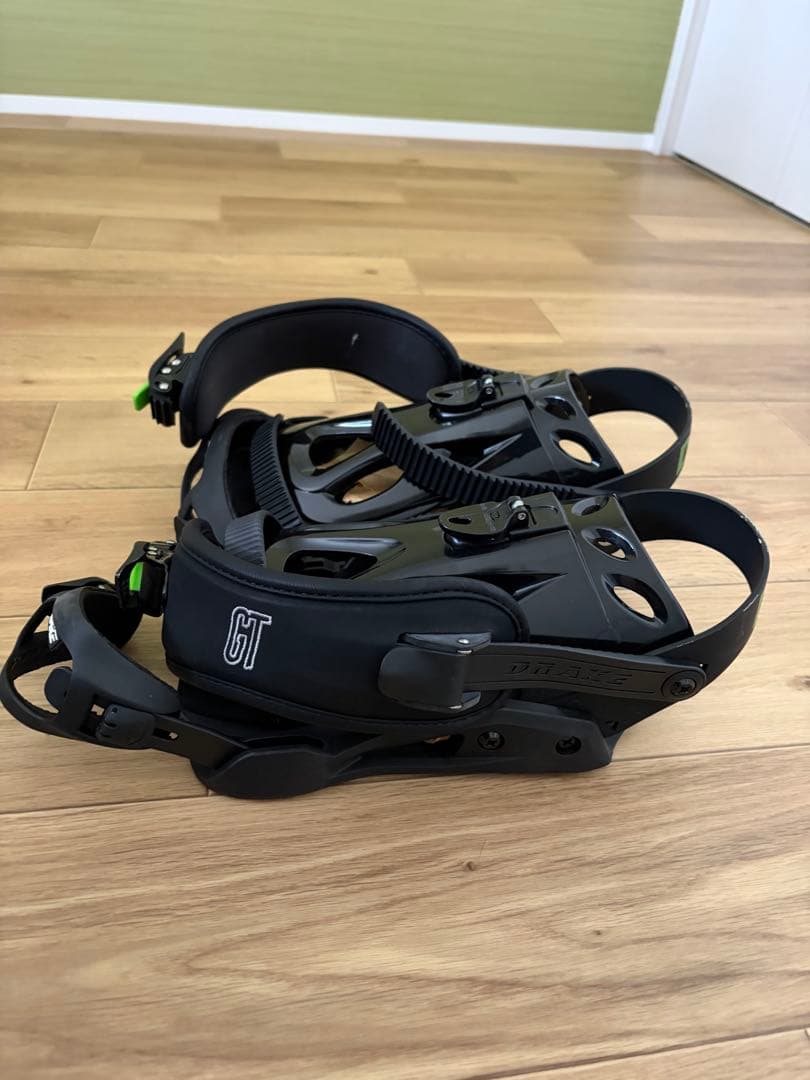 ドレイク ビンディング