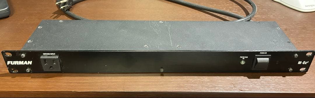 最終価格 FURMAN M-8X2 パワーディストリビュータ ラック 電源タップ