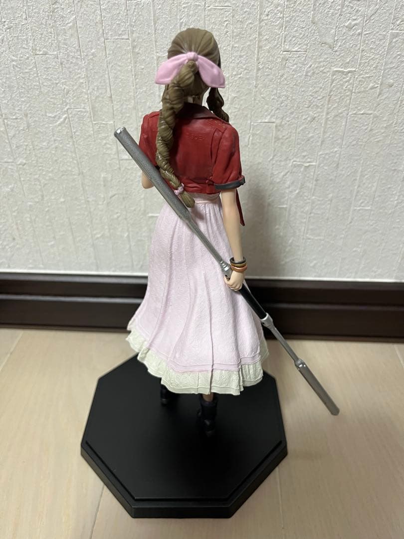 ファイナルファンタジー セフィロス、クラウド、エアリスフィギュア　セット