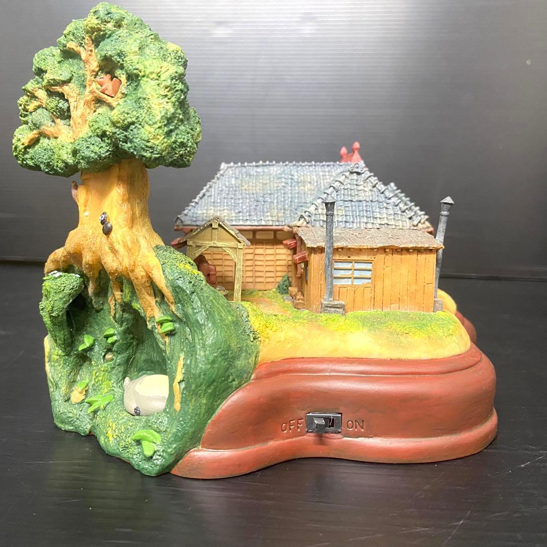 【希少アイテム】　となりのトトロ　ライトアップジオラマ　さつきとメイの家　草壁家