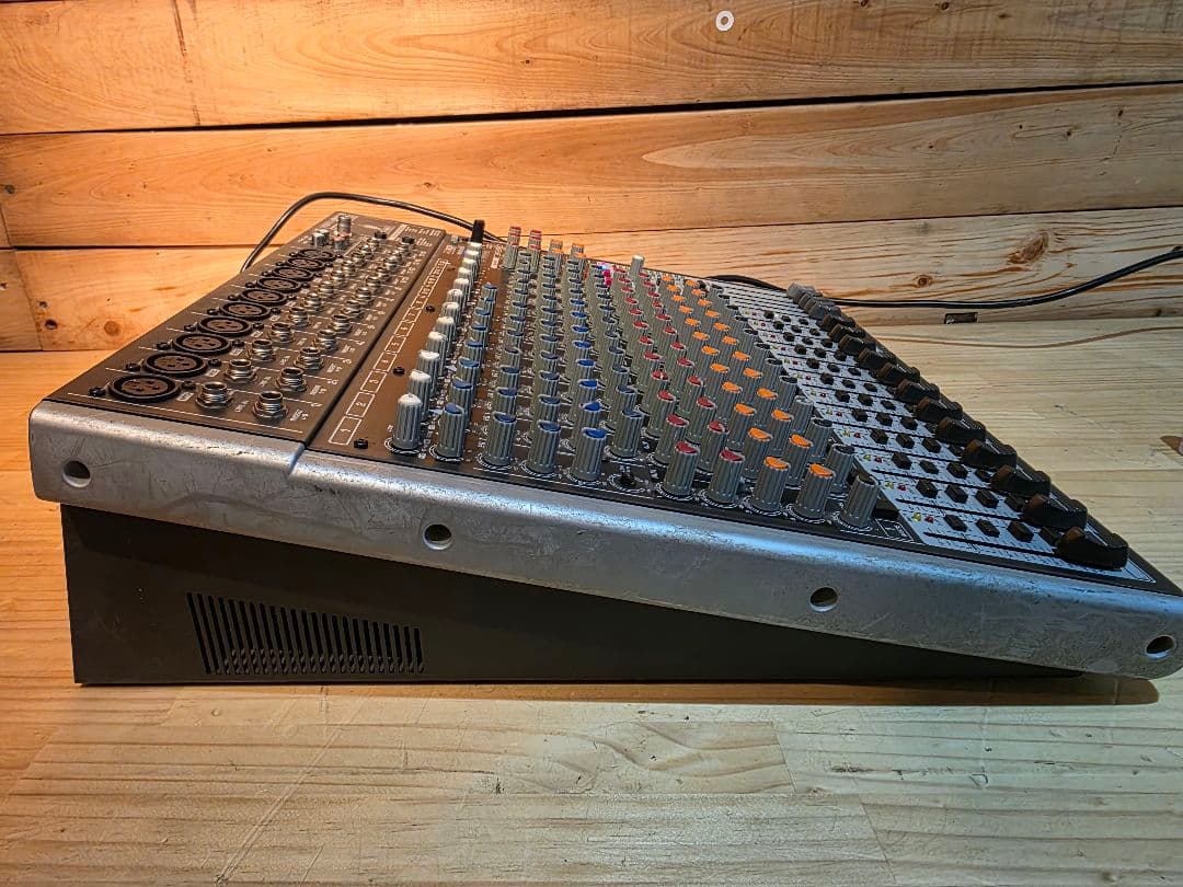 配信機器・PA機器・レコーディング機器 Behringer XENYX X2442USB