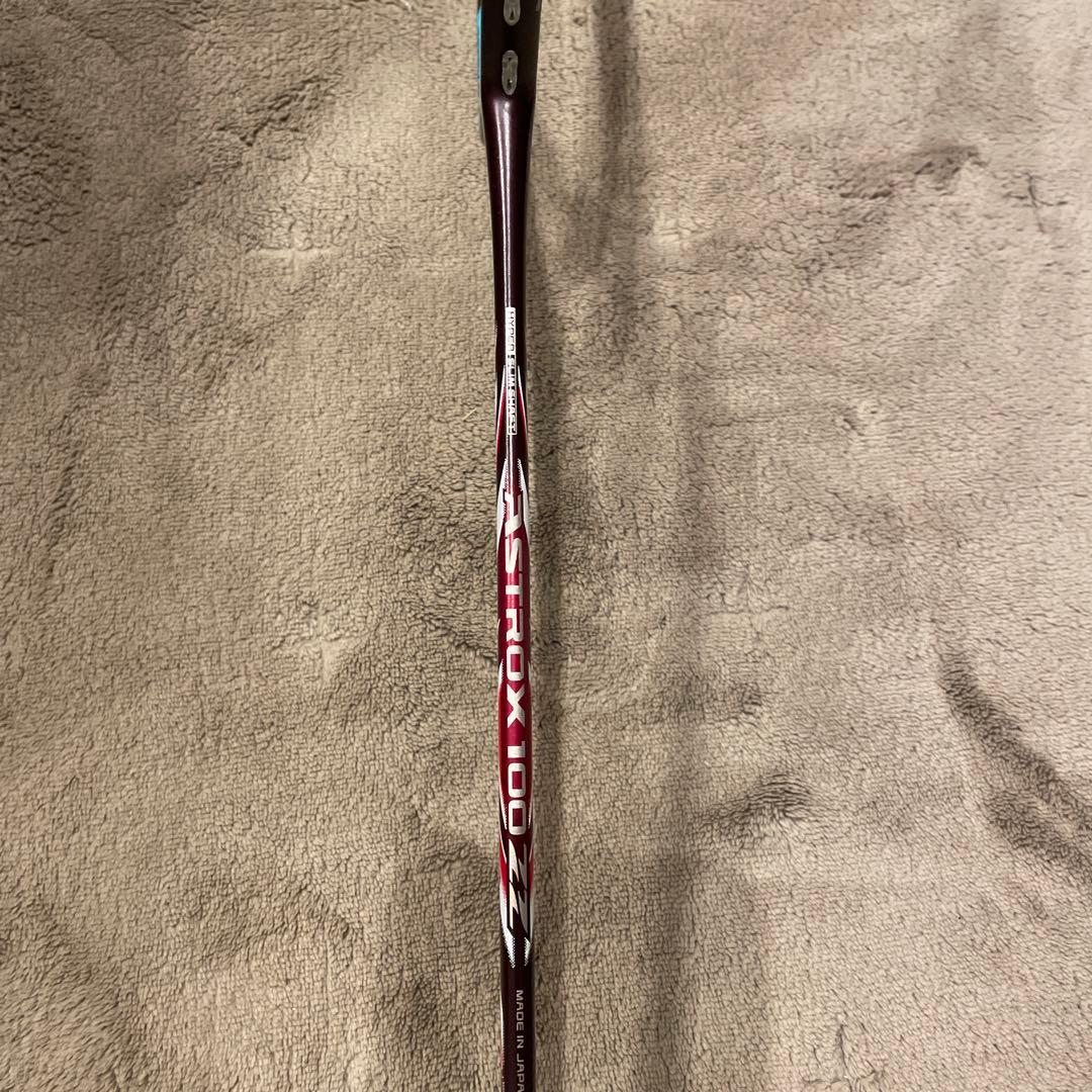 ASTROX 100 ZZ バドミントンラケット　②