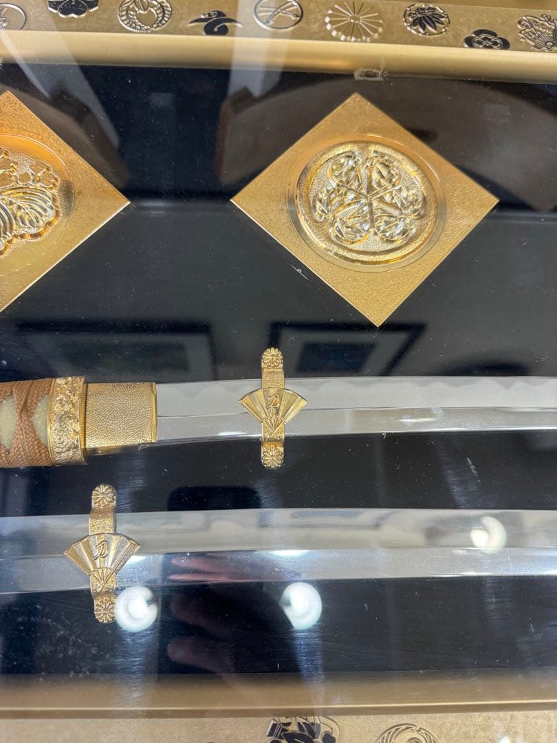 武家三大家家紋 徳川 織田 豊臣 名刀額飾り　模造刀　鍔　刀