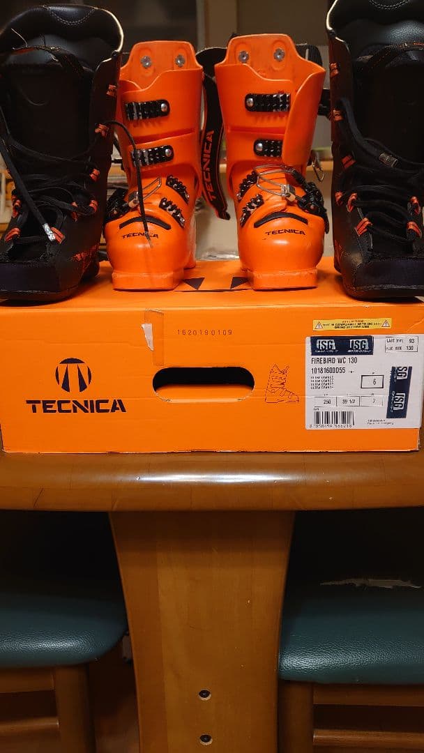 TECNICA 　スキーブーツWC130 25.00〜25.5cm