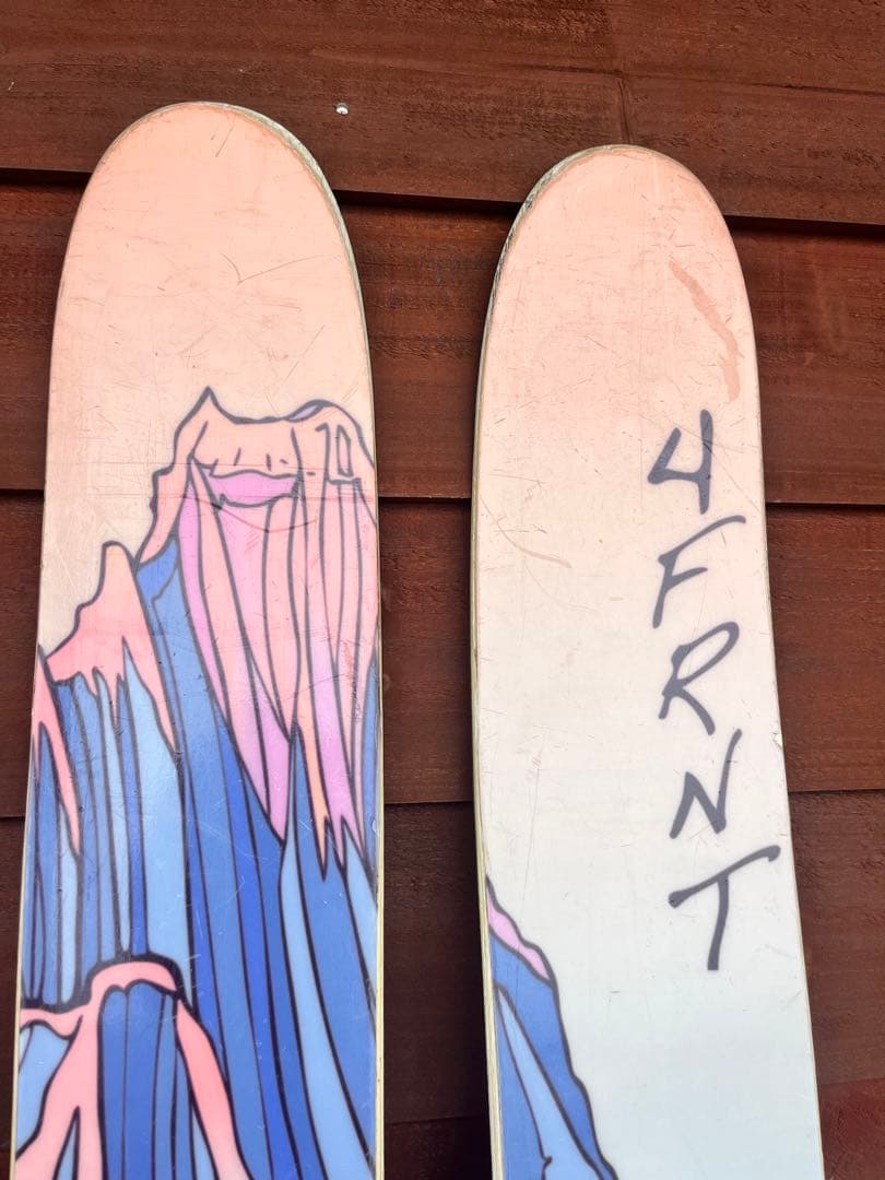 4FRNT スキー板 山のグラフィック　マーカービンディング付き