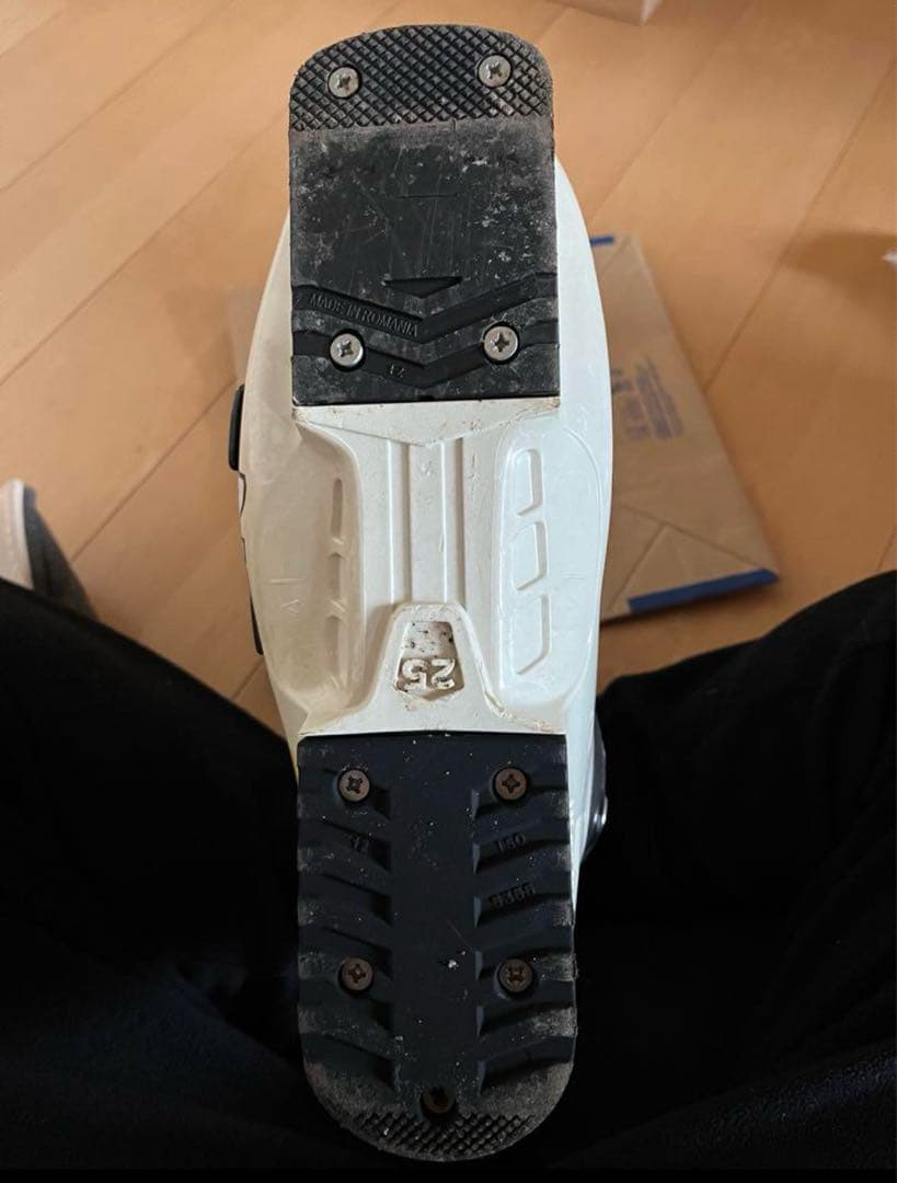 SALOMON FALCON XRファルコン　スキーブーツ靴　25.5