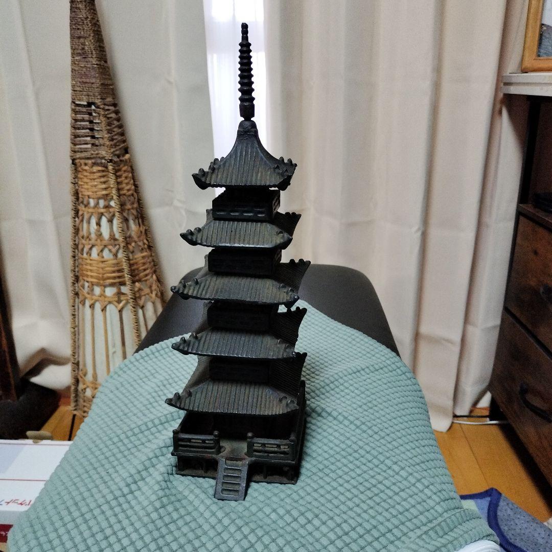 お宝?骨董 鋳鉄製 五重塔 約35cm作者不明