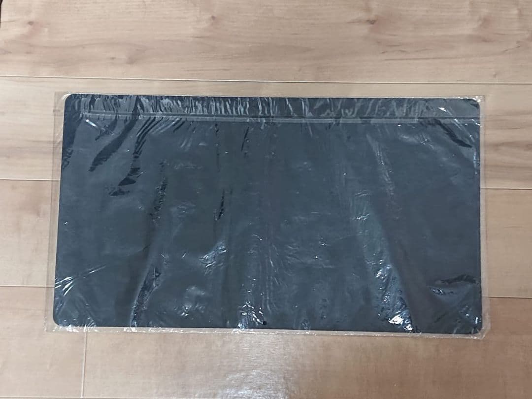 【超希少・未開封】遊戯王 公式 超銀河眼の光波龍 プレイマット アジア 台湾限定