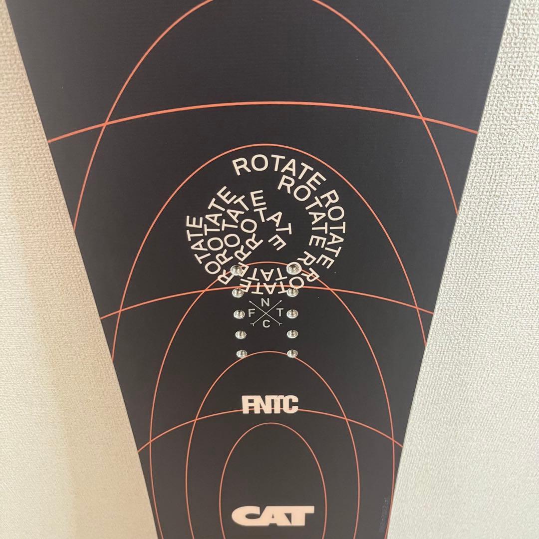 ✨新品未使用✨FNTC CAT 147cm ダブルキャンバー　スノーボード