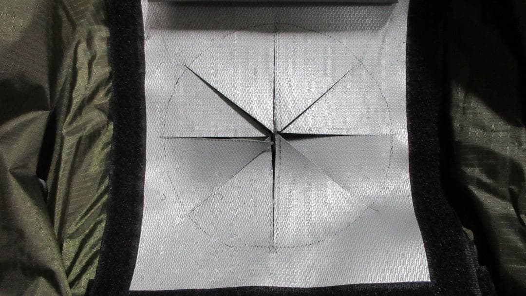 Unafreely ワンポールテント スノースカート難燃 煙突穴 更に謎テント