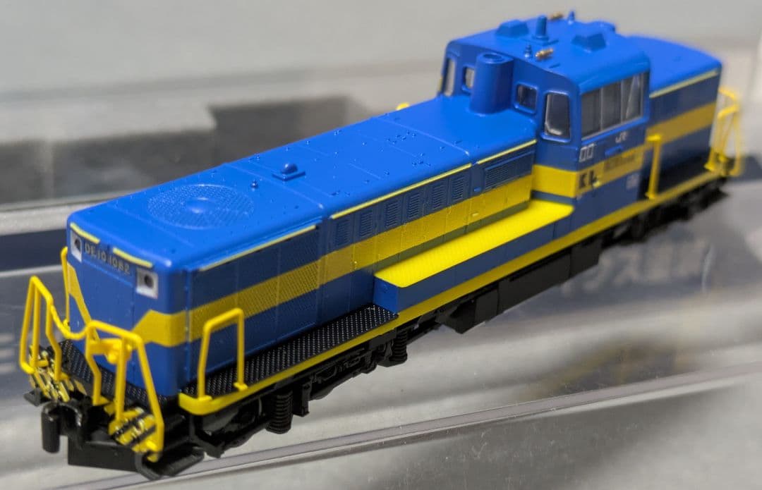 KATO京都店特製品 DE10 1082号機 関西ロジスティクス塗装